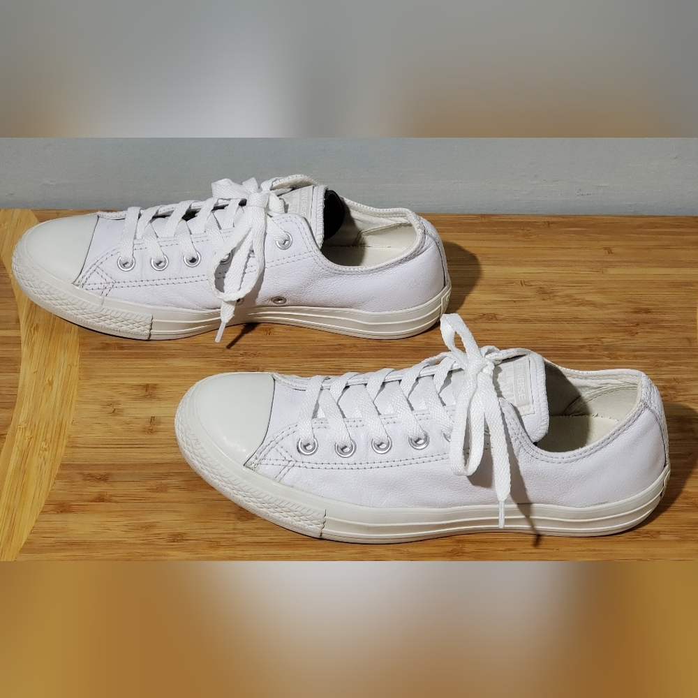 Converse 1T866 All Star  White Leather Shoes  Size Men 7 /Women 9